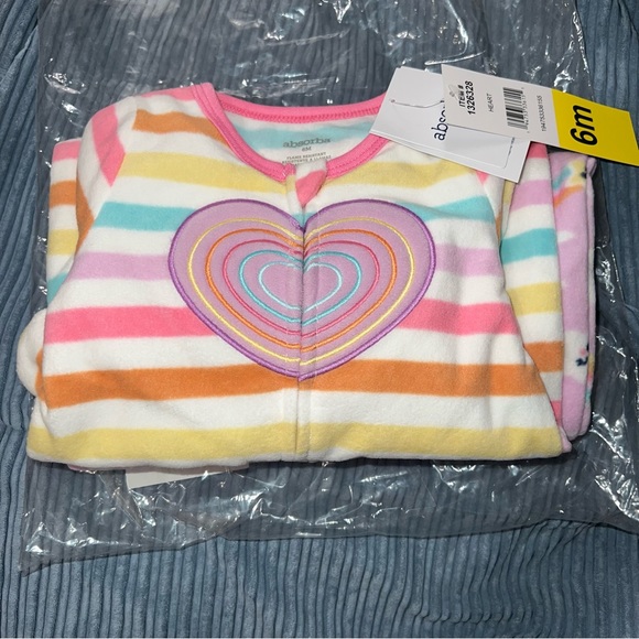 Absorba Kids' 2-pack Fleece Blanket Sleeper Heart Rainbow Stars Clouds ๐๐โญ๏ธโ๏ธ - Picture 6 of 11